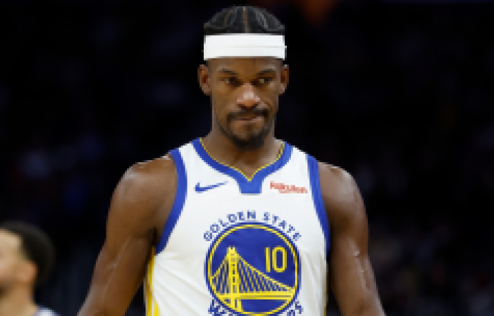 Cinco soluciones comerciales cada vez m&aacute;s rid&iacute;culas para el problema de Jimmy Butler de los Warriors