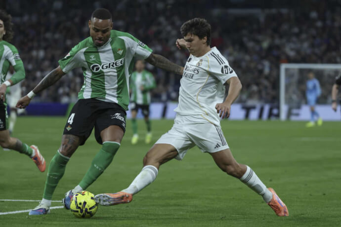 Con triplete de Gonzalo Garc&iacute;a, el Real Madrid gole&oacute; al Betis