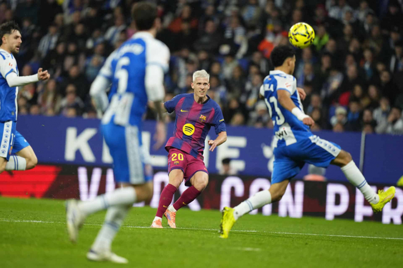 El Barcelona arranca el a&ntilde;o con victoria en el derbi de Catalu&ntilde;a