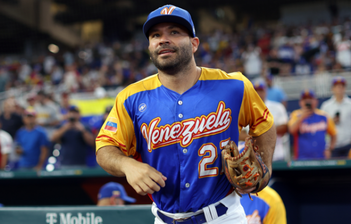 Jos&eacute; Altuve y Carlos Correa de los Astros se saltan el CMB por cuestiones de seguros