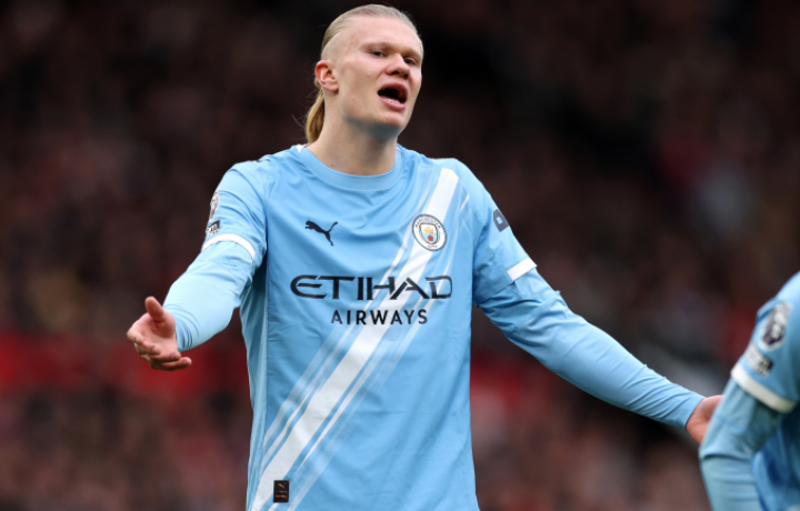 La ca&iacute;da de Haaland contin&uacute;a mientras el Manchester City pierde ante el Man United