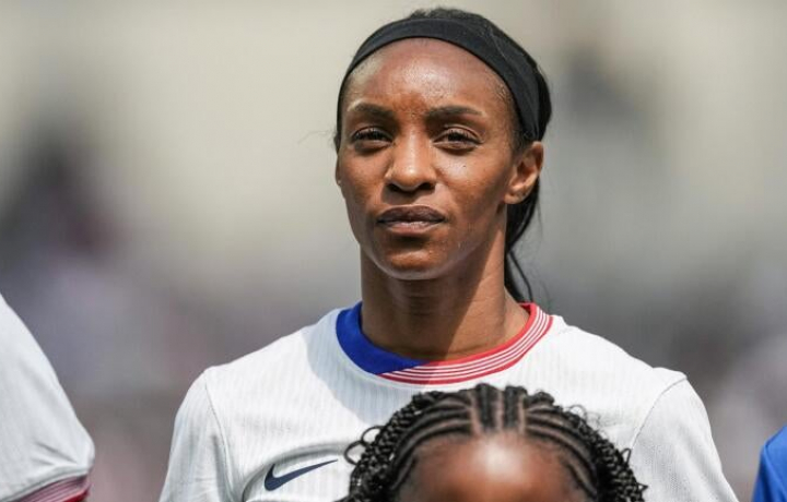 La vers&aacute;til ganadora de la Copa del Mundo del USWNT, Crystal Dunn, anuncia su retiro