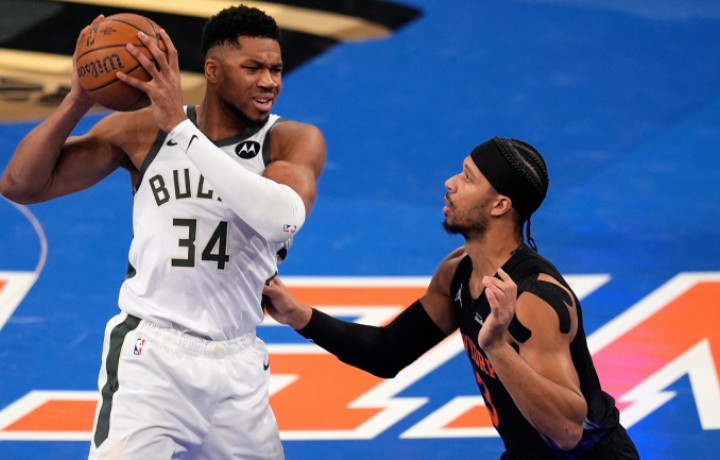 Los Knicks planean ser "agresivos" con respecto al intercambio de Giannis, entonces, &iquest;c&oacute;mo pueden conseguirlo?