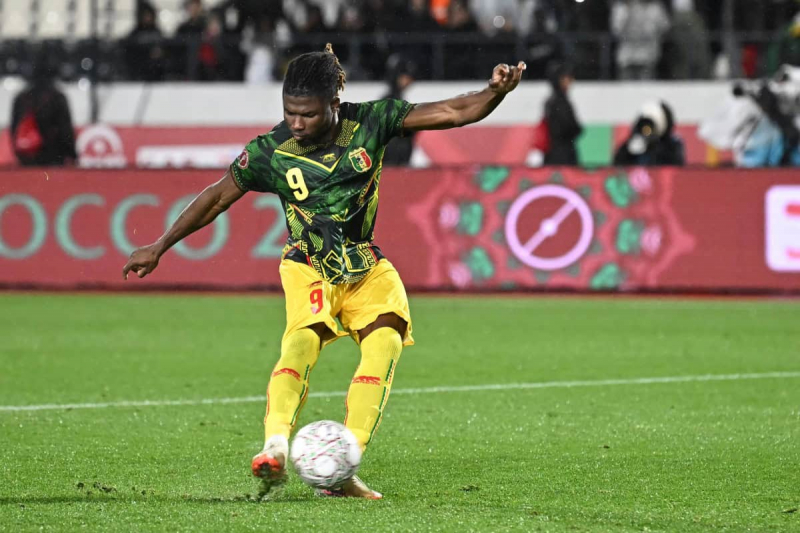 Mali da la sorpresa al eliminar a Túnez en los penales en Copa África