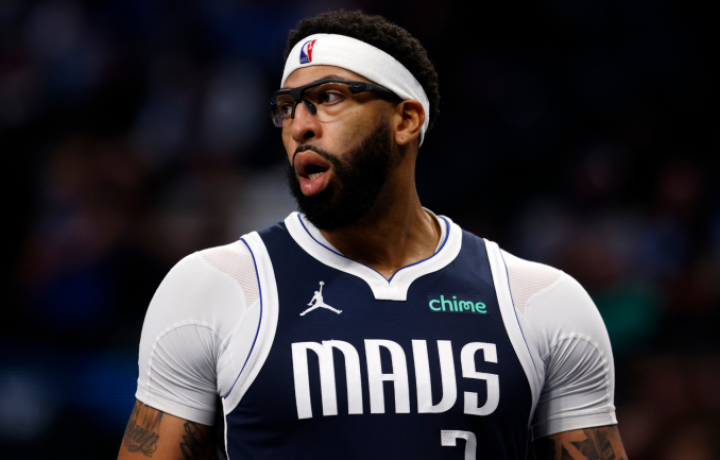 NBA Hater Report: Los Mavericks deber&iacute;an haber abandonado la mano de Anthony Davis hace mucho tiempo