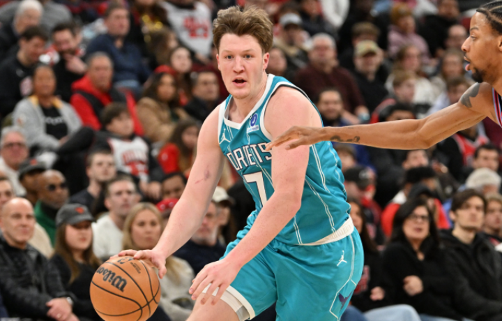 Redacci&oacute;n del Draft de la NBA de 2025: Kon Knueppel ocupa el puesto n&uacute;mero 2, Derik Queen aterriza en los Wizards