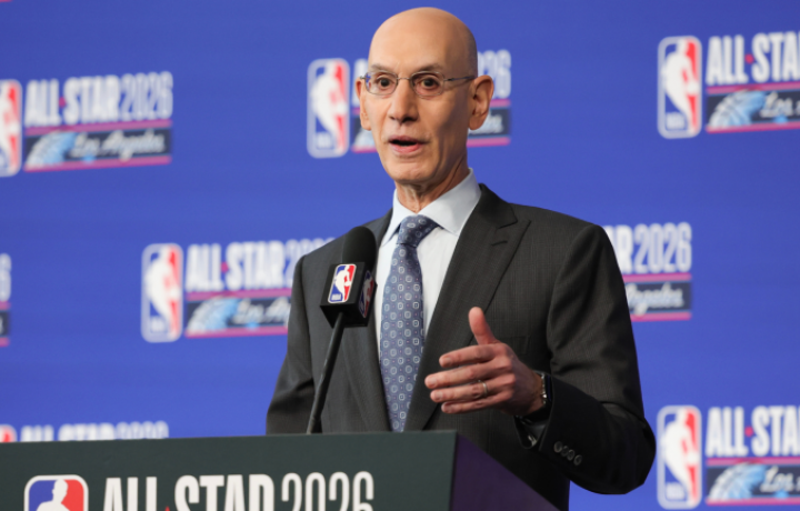 Adam Silver se ve obligado a abordar la competitividad, los Clippers y m&aacute;s crisis en medio del a&ntilde;o m&aacute;s desafiante del comisionado