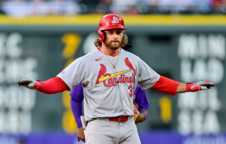 Comercio de Brendan Donovan: Marineros cerca de adquirir Cardinals UTL en intercambio de tres equipos