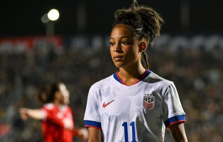 Croix Bethune y Claire Hutton intercambian calificaciones: los exitosos movimientos de NWSL ven a KC Current y Bay FC aterrizar estrellas