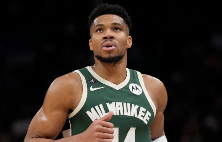 Las especulaciones sobre el intercambio de Giannis Antetokounmpo han terminado por ahora, y &eacute;l puede acabar con ellas para siempre.
