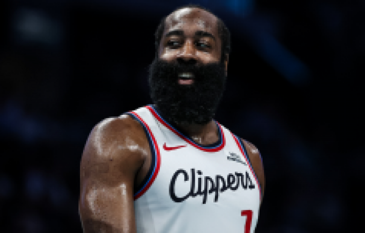 Los Clippers ganaron la fecha l&iacute;mite de cambios de la NBA al negociar a James Harden e Ivica Zubac por un futuro mejor