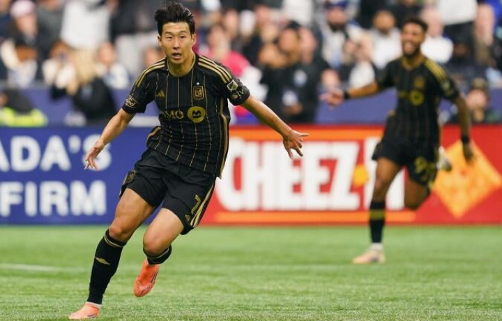 Los jugadores de la MLS navegan por el equilibrio entre club y pa&iacute;s mientras la temporada de la MLS comienza a la sombra de la Copa del Mundo