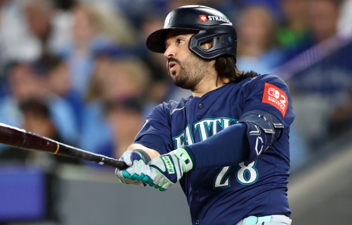 Los Rojos traen a Eugenio Su&aacute;rez de regreso a Cincy con un contrato de $ 15 millones para 2026, seg&uacute;n informe
