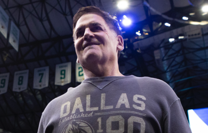 Mark Cuban explica por qu&eacute; la NBA 'deber&iacute;a abrazar el tanque' y priorizar a los fan&aacute;ticos tras los comentarios de Adam Silver