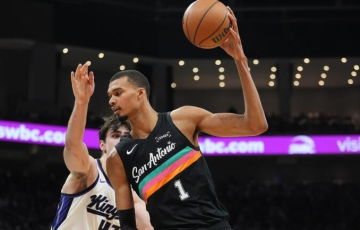 Probabilidades, predicci&oacute;n, diferencial y tiempo de Spurs vs.Nets: selecciones de la NBA de 2026 para el jueves 26 de febrero a partir de un modelo probado