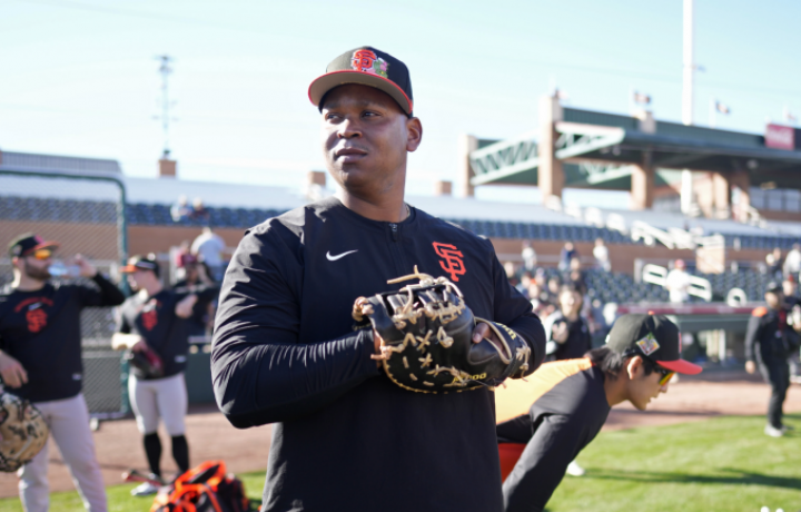 Rafael Devers, en su primer entrenamiento de primavera con los Gigantes, est&aacute; listo para seguir adelante: 'Boston est&aacute; en el pasado'