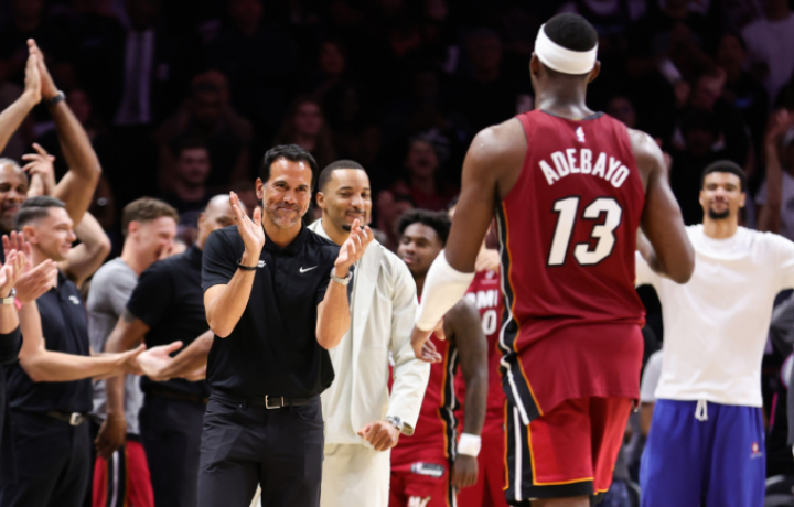 El entrenador del Heat, Erik Spoelstra, responde a las cr&iacute;ticas a la noche de 83 puntos de Bam Adebayo: "No pido disculpas a nadie"