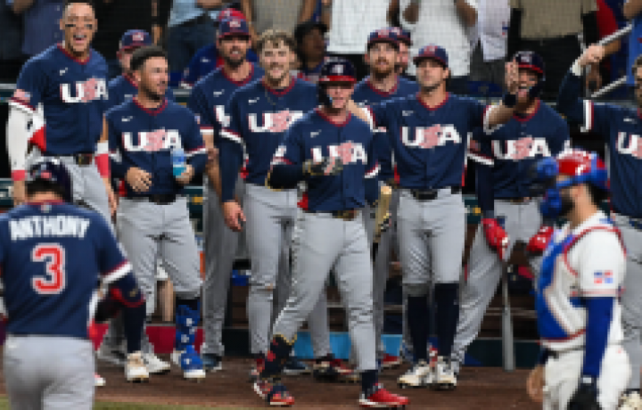 El equipo de EE. UU. sigue esperando que los murci&eacute;lagos despierten para el juego por el t&iacute;tulo del Cl&aacute;sico Mundial de B&eacute;isbol