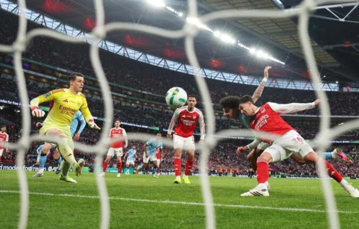 El Manchester City gan&oacute; la Copa EFL cuando se dieron cuenta de que el Arsenal no ten&iacute;a nada con qu&eacute; asustarlos