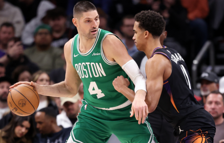 En el regreso de Jayson Tatum, los Celtics pierden a Nikola Vučević por una lesi&oacute;n en la mano durante al menos un mes