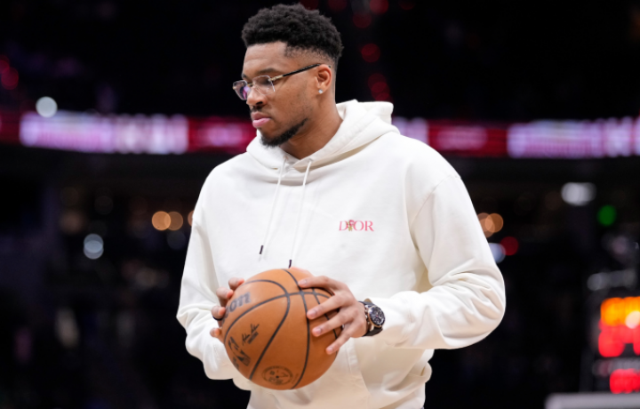 Giannis Antetokounmpo regresa de una lesi&oacute;n, pero &iquest;es eso lo mejor para los Bucks?