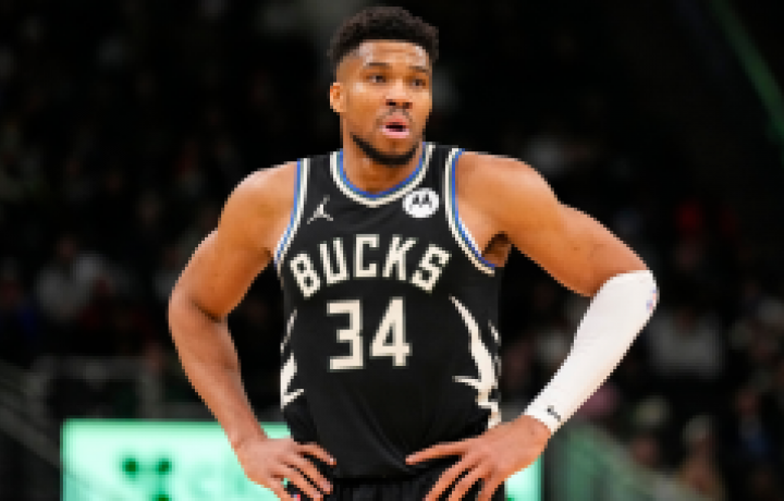 Incluso el regreso de Giannis Antetokounmpo tras una lesi&oacute;n no puede salvar a los Bucks ahora