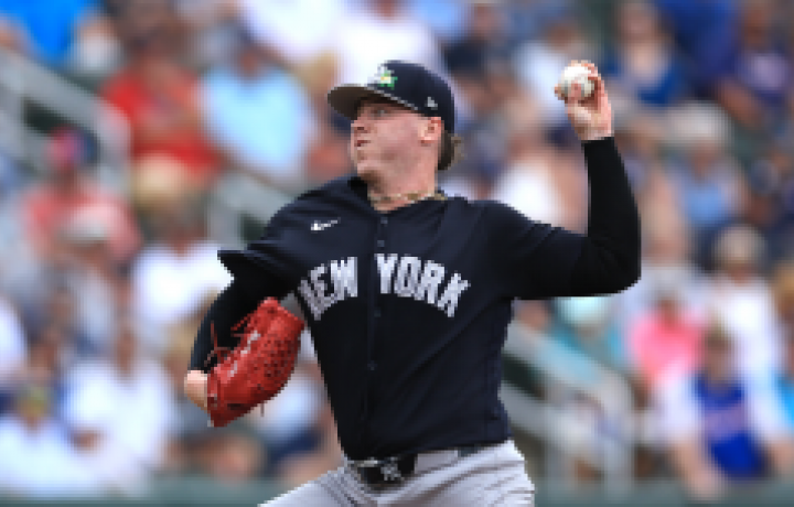Los Piratas env&iacute;an a Konnor Griffin a las menores: el mejor prospecto no ingresa al roster de Grandes Ligas a medida que se acerca el D&iacute;a Inaugural