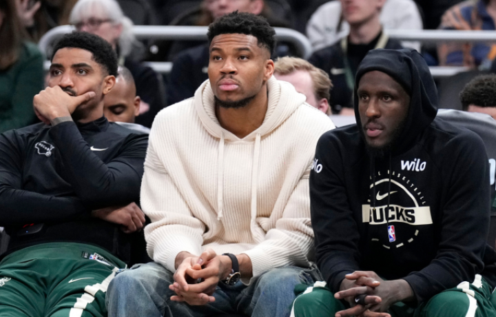 No tiene sentido que Giannis Antetokounmpo vuelva a jugar esta temporada; Buena suerte para convencerlo de eso.