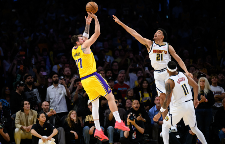 Por qu&eacute; el gol ganador del tiempo extra de Luka Dončić de los Lakers contra los Nuggets podr&iacute;a ser uno de los tiros m&aacute;s importantes de la temporada