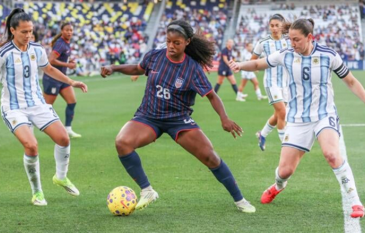 Transmisi&oacute;n en vivo de USWNT vs. Canad&aacute;: los rivales se enfrentan en la Copa SheBelieves con el primer lugar en juego