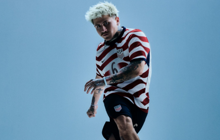 USMNT y Nike lanzan kits de la Copa Mundial inspirados en motivos de barras y estrellas y un look de '&iquest;D&oacute;nde est&aacute; Waldo?'
