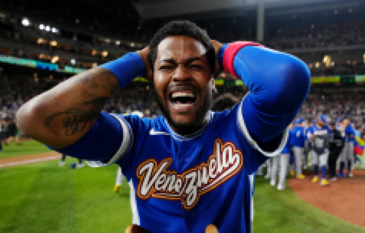 Venezuela aport&oacute; la electricidad (y el talento) para vencer al equipo de EE. UU. en el campeonato del Cl&aacute;sico Mundial de B&eacute;isbol.