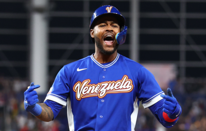 Venezuela se recupera para vencer a Italia y prepara la el&eacute;ctrica final del Cl&aacute;sico Mundial de B&eacute;isbol contra el equipo de EE. UU.