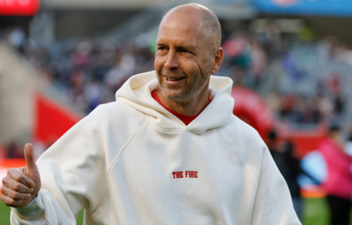 Del espectador de Qatar al plantel de 2026: Gregg Berhalter reflexiona sobre el incre&iacute;ble ascenso de su hijo Sebastian en el USMNT