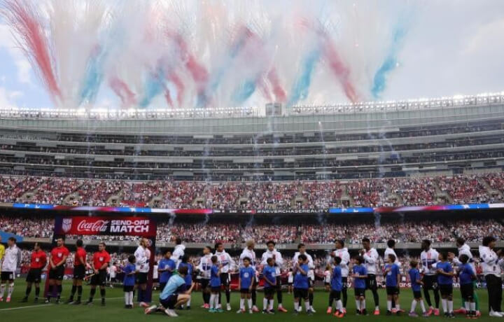 Despu&eacute;s de quedar fuera de la fiesta de la Copa del Mundo, Chicago muestra el tipo de atm&oacute;sfera que los anfitriones USMNT necesitan