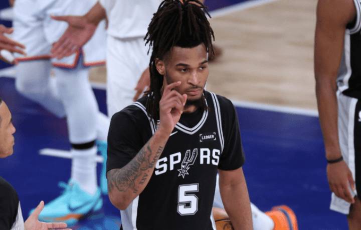 Stephon Castle anota con calma los tiros m&aacute;s importantes de su vida para salvar la temporada de los Spurs