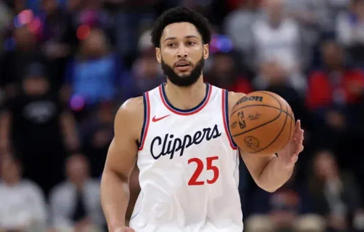 Ben Simmons espera regresar a la NBA mientras juega con la selecci&oacute;n nacional australiana