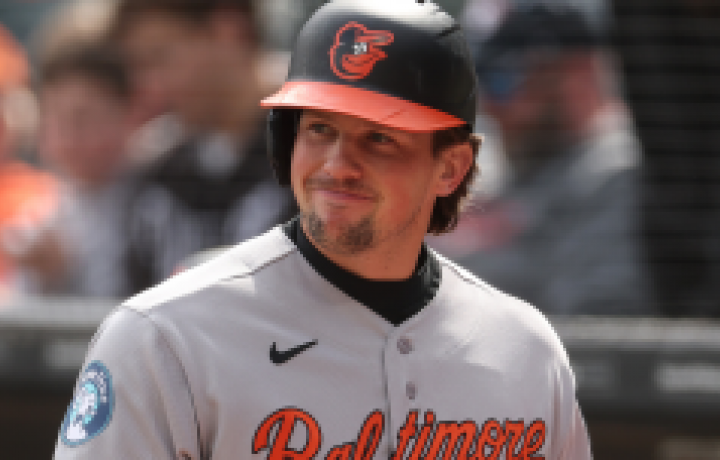 Dentro de la fascinante fecha l&iacute;mite para cambios en la Divisi&oacute;n Este de la Liga Americana: los Medias Rojas, a diferencia de los Yankees, abrazan el d&iacute;a de hoy y los Orioles admiten su fracaso