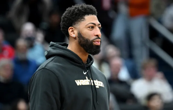 La extensi&oacute;n del contrato de Anthony Davis est&aacute; en suspenso ya que los Wizards y la estrella veterana guardar&aacute;n las conversaciones para la temporada, seg&uacute;n un informe