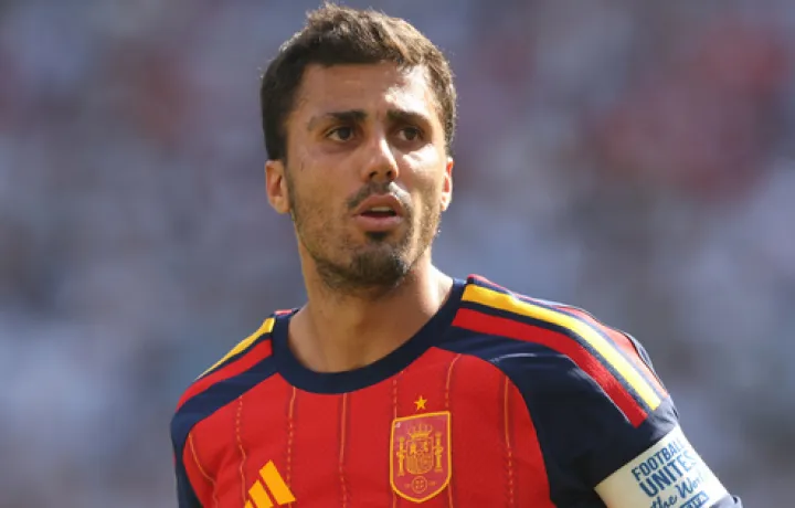 &iquest;Rodri a Barcelona? El equipo catal&aacute;n se une al Real Madrid, rival de La Liga, en la b&uacute;squeda del centrocampista del Manchester City