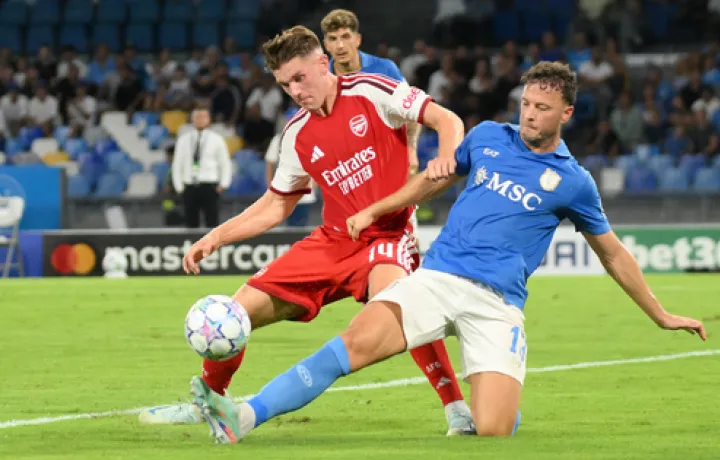 &iquest;Qu&eacute; es un juego de Viktor Gyokeres? La victoria del Arsenal sobre el Napoli en la Liga de Campeones se produjo a pesar de su delantero